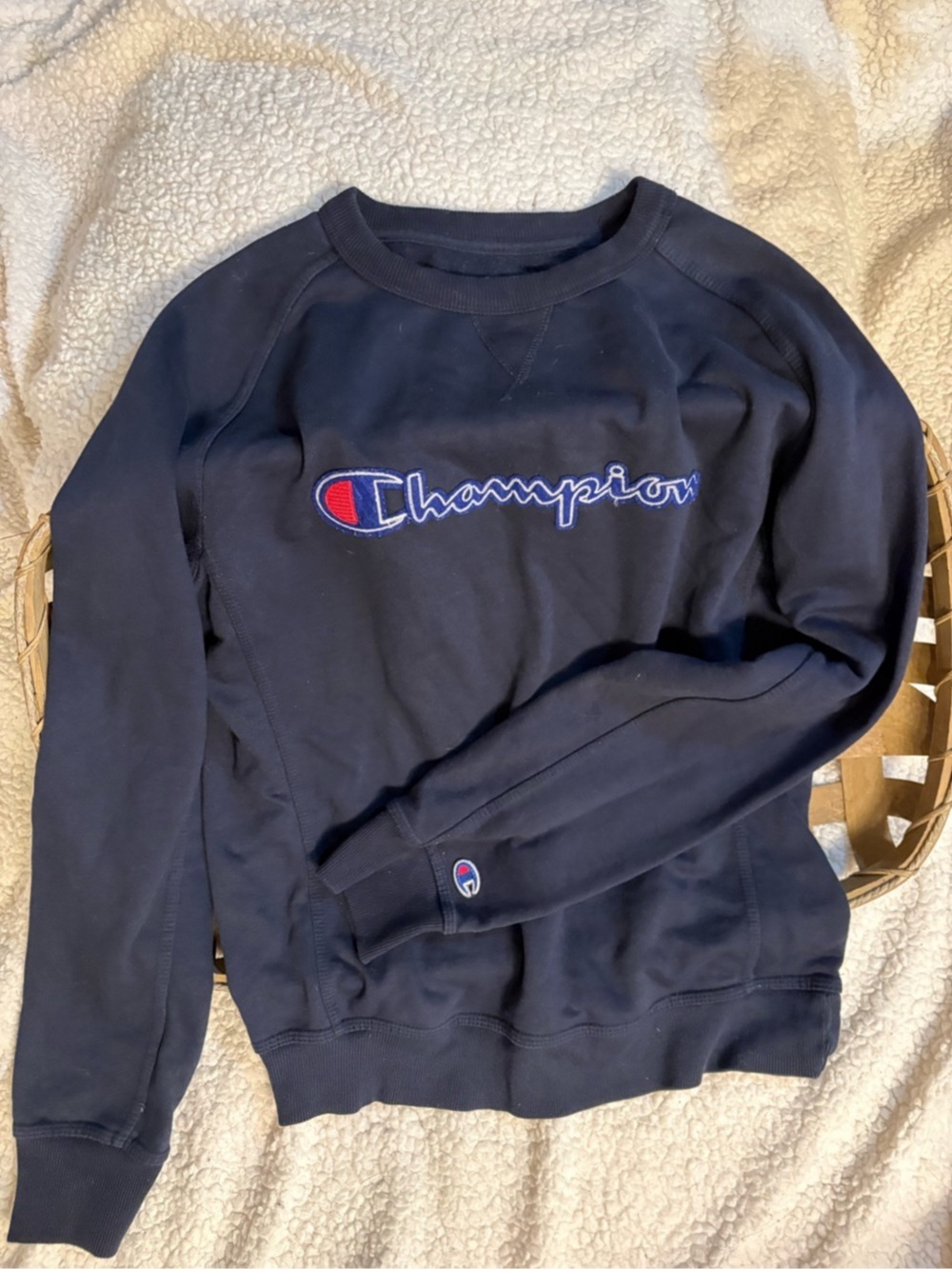 Champion Reverse Weave Script Logo Crewneck Sweatshirt Dark Blue Crewneck Sweats